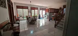 Rumah Luas Strategis Tengah Kota area Kacapiring