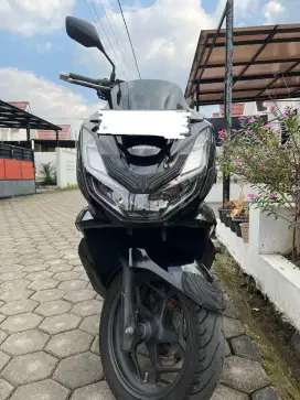 DI JUAL PCX 160 CBS WARNA HITAM SIAP PAKAI