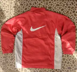 Jaket Nike mulus