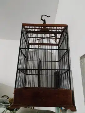 Jual sangkar kayu bekas