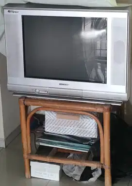 TV tabung bekas SHARP