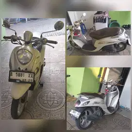 Dijual motor vino dan megapro