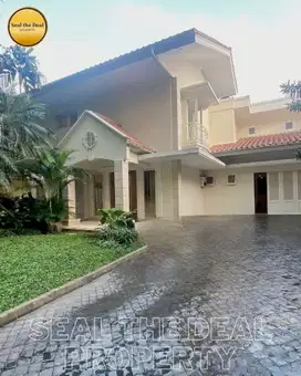 Disewakan Rumah Mewah Di Senopati/Selong Kebayoran Baru Jakarta STD422