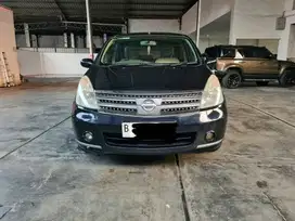 Nissan Grand Livina XV AT ( Matic ) 2010 Hitam Jual Kondisi Apa Adanya