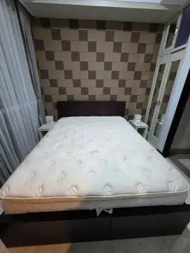Kasur Spring Air Bekas 160x200 Queen Size