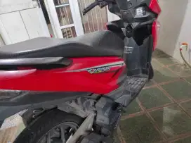 Dijual Honda Vario Red 125cc CBS ISS