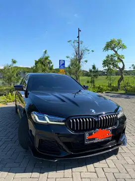 BMW 520i 2022 Bensin