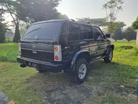 Nissan Terrano Spirit 2004