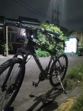 Sepeda gunung baru pakai 5 bulan