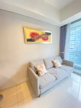 Sewa Apartemen Taman Anggrek Residence Suite 3 BR, Full Furnish, Murah