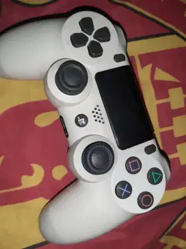 DUALSHOK PS4 ORI MESIN/JEPANG FISIK 98% MULUS