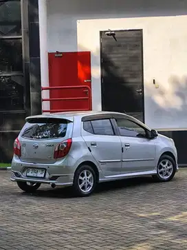 LOW KM // DP 14JT // DAIHATSU AYLA X 1.0 MT 2015 NIK 2014