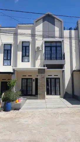 Disewakan rumah TownHouse