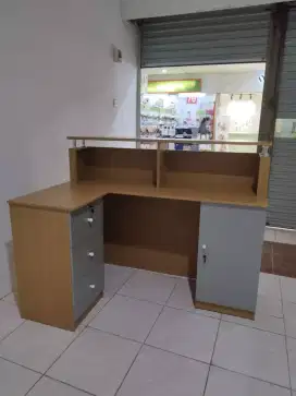 meja resepsionist elegan HF 02