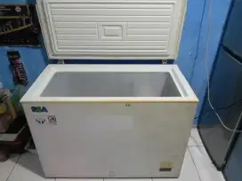 Freezer box merek RSA masih orisinil 310ltr