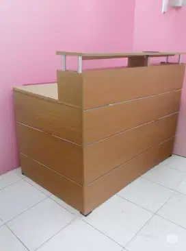 meja resepsionist elegan HF 05