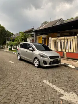 Suzuki Ertiga GX 1.4 2012