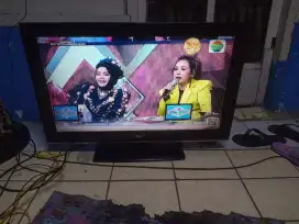 Lcd tv LG 32inc berikut stb apple matrix dan antena