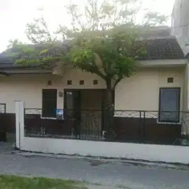 Rumah murah second sisp huni Gentan Sukoharjo