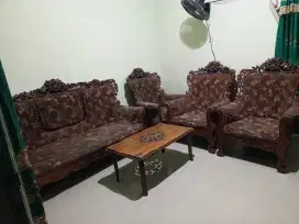 Di jual cepat kursi jati ukir ukiran