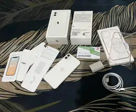 iphone 11 iBox Pa/a 64GB bh 91% Kondisi sesuwai Foto PLP aman banget !