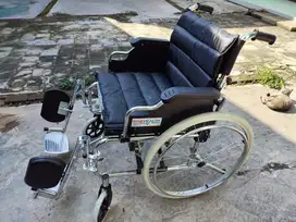 Kursi Roda Jumbo OneHealth KY-951AC-56 Heavy Duty Wheelchair