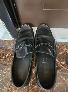 Sepatu Kulit Playboy