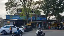 Ruang Usaha Lokasi Terbaik Jl. Burangrang