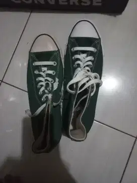 sepatu converse