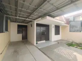 Jual Rumah Siap Huni Baru Renov
Taman Pulo Gebang Cakung
Jakarta Timur