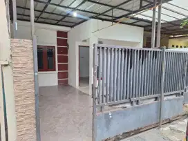 Disewa/kontrak Rumah di Villa Grandys Ciracas