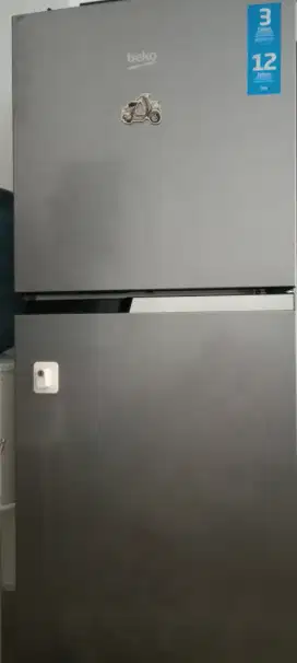 Kulkas 2 pintu merk Beko