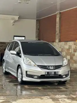 Honda Jazz RS 2011 M/T