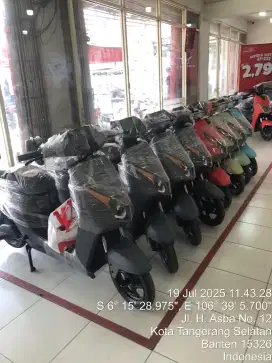 Sepeda Dan Motor Listrik Cash & Kredit D65