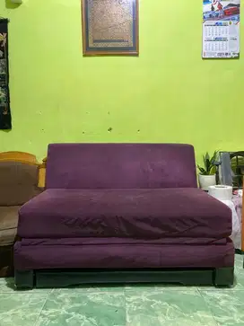 dari Informa warna merah & ungu
