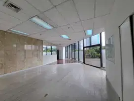 Sewa Kantor Paling Tjangkau Luas 103 m2 di Wisma Bumiputera Sudirman
