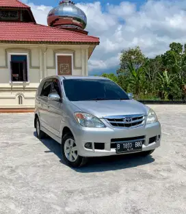 Toyota Avanza THN 2011