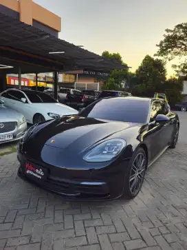 Porsche Panamera 4S 2018 km4rb Panamera 4s