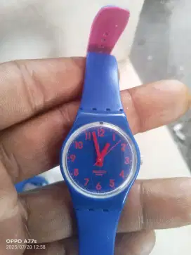Jam tangan Swatch tali lilit