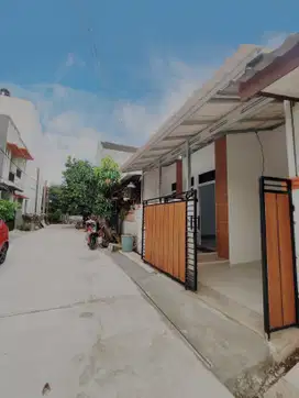 Rumah Cantik Full Renovasi Strategis Di Medang Lestari Gading Serpong