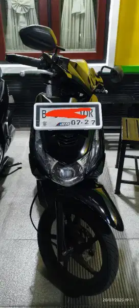 Honda beat tahun 2012