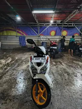 Vario kzr 125 tahun 2014