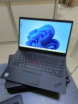 Lenovo Thinkpad X1 Carbon Core i7 Gen10 RAM16GB SSD256 Touchscreen 14