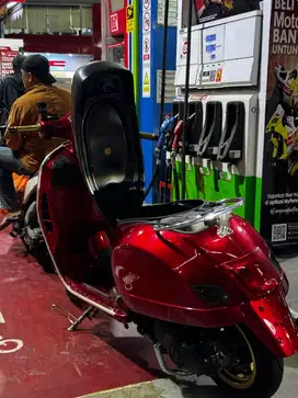 vespa gts 2014 low km