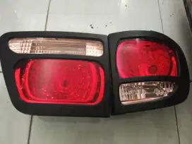 Stoplamp belakang Fortuner