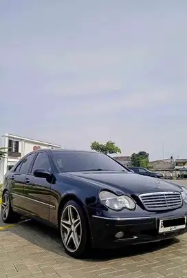 Mercedes-Benz C-Class 2002 Bensin