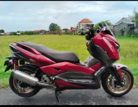 Xmax old red karbon