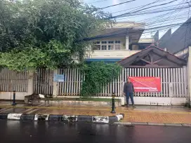 Rumah Kayu Putih Jakarta Timur
