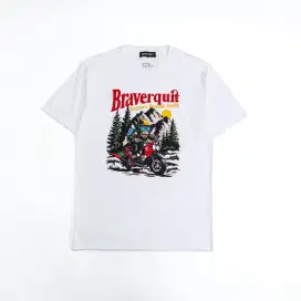 Kaos Adventure Braverquit Simpanse Rider – Warna Putih | Size M–XL