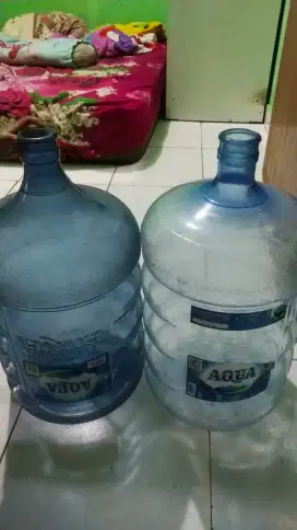galon aqua kosong